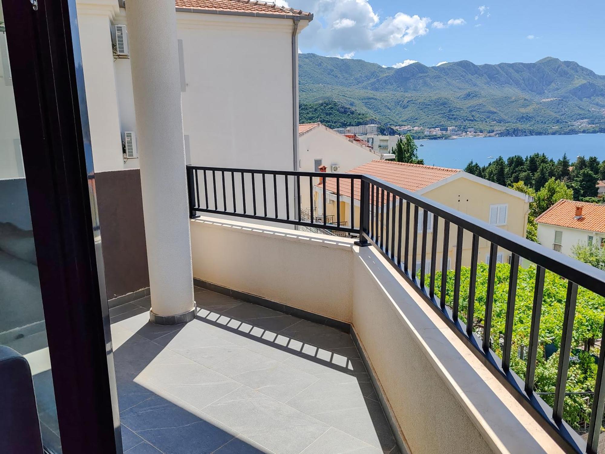 Sea View Apartment In Becici 布德瓦 外观 照片